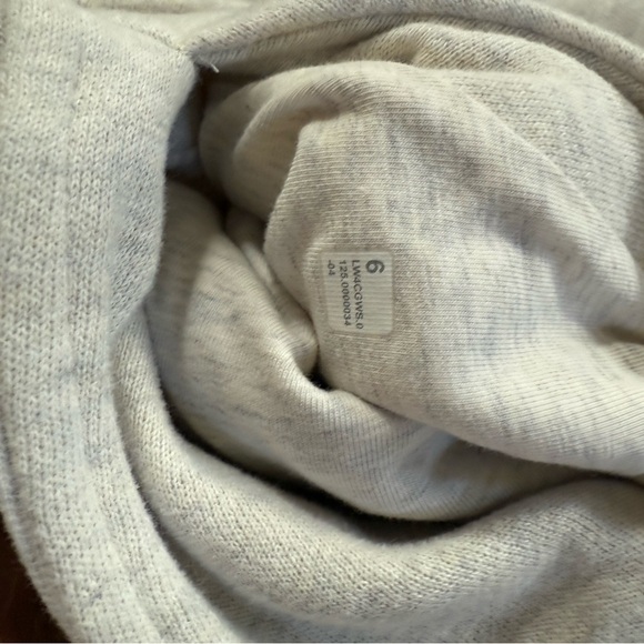 Lululemon 6 oatmeal grey Gray Zip-Up Hoodie with gold accents - Picture 6 of 6